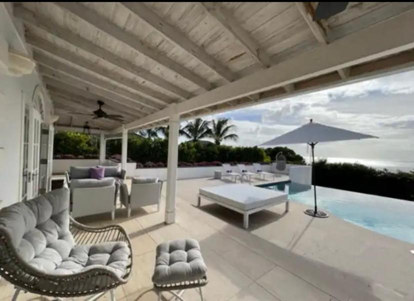Purple Haze - Infinity Pool Holiday Home Minutes From The Island'S Best Beaches Saint James Exterior foto